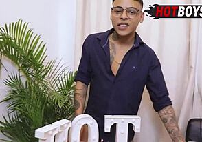 Anal sex in a job interview for a big dick lover