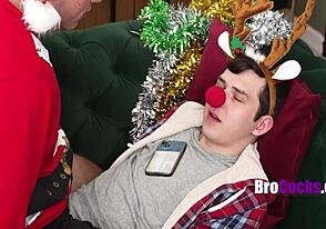 How Did Fucking Step Bro on Christmas Eve Turn Naughty?