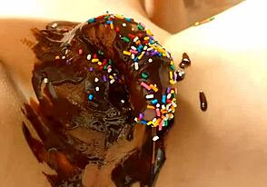 Wow! Japanese Gay Whips Up Chocolate Banana in Kitchen Frenzy!