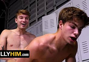 Gay teen bullied by cock worshipper