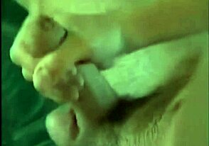 Twink Masturbation Session in Explicit Detail
