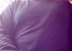 Gay amateurs shoot solo scenes
