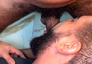 Marllon fucked the beautiful Bren�o like an amateur in her maceta