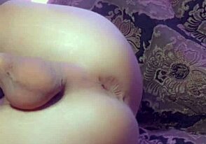 Watch me masturbating my cunt with my fingers