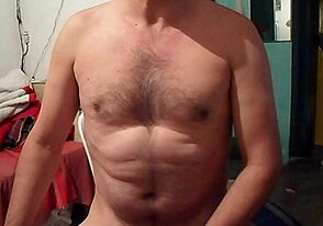 Amateur session turns into an unexpected grape-sucking moment at home