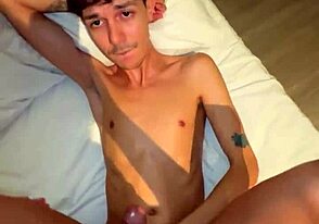 Ramon hot – I do not want to have sex with a twink on the stairs and in the hotel room