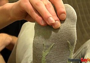 Foot fetishes and young twinks